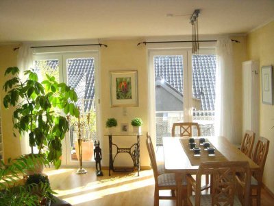 Freundliche, helle Wohnung in ruhiger Lage DG