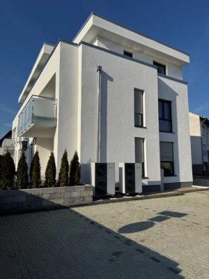 /// A+ Energieeffizienz - KFW 55 - &amp; Erstbezug - TOP Lage - 2-Zimmer, Küche, Bad und Balkon in