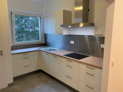 Gepflegte 3‑Zimmer Wohnung mit Balkon im 4. OG in Düsseldorf-Golzheim