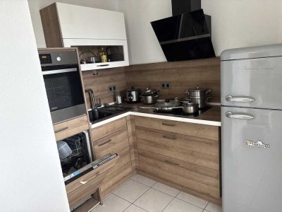 Nachmieter gesucht!  Zentrum Duisburg! Einzugsbereit mit allem！