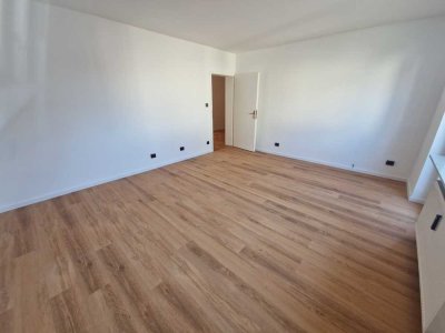 Renovierte 4-Zimmer-Wohnung mit Garage in Oberursel (Taunus)