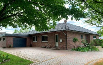 6633 - Charmanter Bungalow mit Gartenidylle in ruhiger Lage von Edewecht