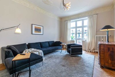 Stilvolle 4-Zi-Altbauwohnung plus großzügige Wohnküche