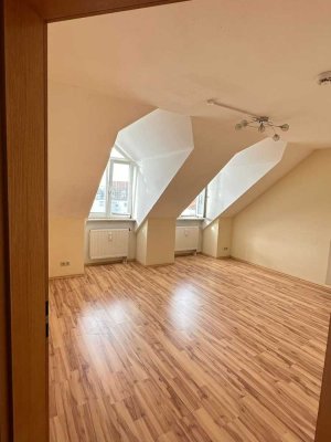 Schöne 2 Zimmer Wohnung mit TG-Stellplatz in Günzburg sofort bezugsfrei