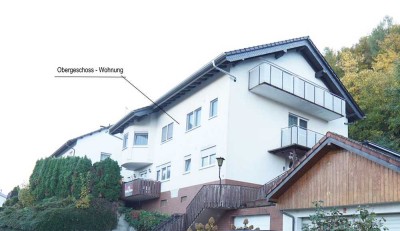 Top gepflegte 3-Zi.-Wohnung im OG
mit Balkon, Terrasse, Garten und Stellplatz