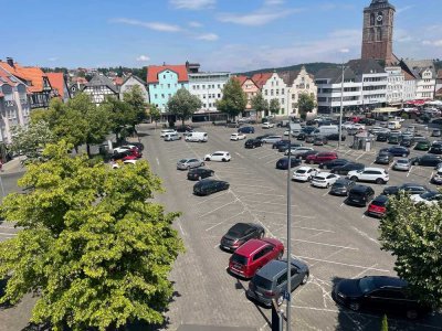 Stilvoll wohnen über den Dächern – Maisonette mit Balkon, EBK, Klima & freistehender Badewanne