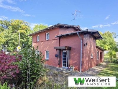 Charmantes Wohnhaus auf großzügigem 789 m² Grundstück 
– ideal für Gartenliebhaber und Handwerker