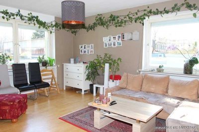 Schön geschnittene 3 Zimmer Wohnung mit Balkon in Laatzen