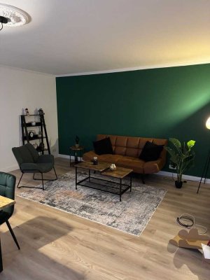 "Move in ready” möblierte 70 qm City‑Wohnung im Herzen von Wiesbaden (ab 01.09)
