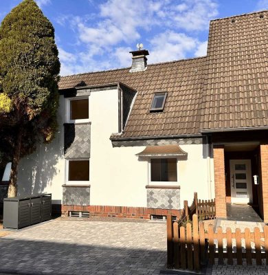 Schönes Reihenhaus in guter Lage - Erstbezug nach Sanierung