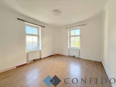 2 Zimmer Altbauwohnung mit Gestaltungspotenzial in begehrter Lage