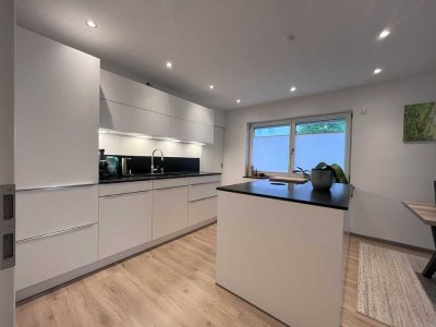 Moderne 4-Zimmer-Wohnung mit Wintergarten, Terrasse und hochwertiger Ausstattung in Hacklberg