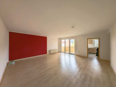 attraktive Neubauwohnung 3 Zimmer/Balkon und Einbauküche - zentrumsnah