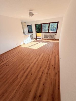 Frisch renovierte 2-Zimmerwohnung in Top-Lage von Ellhofen