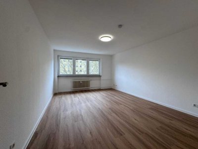 KL - Nähe Messeplatz, 1 ZKB mit kleiner EBK "RENOVIERT" "AUFZUG"