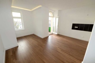 3 Zimmer mit Stil für Anleger! + Parkett + Fußbodenhzg. + Wanne & Dusche + Balkon + LED-Licht