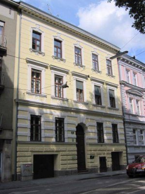 Erstbezug: Sanierter 3 ZIMMER-Altbau + neue Einbauküche + neues Bad mit Dusche / WC + nähe Neue TU!