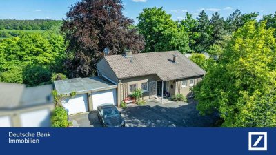 Exklusives Einfamilienhaus mit Garten, Sauna und zwei Garagen in Büsbach