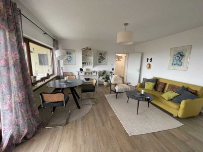 Möblierte 2 Zi-Wohnung mit herrlichem Blick befristet zu vermieten