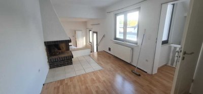 Schöne große Wohnung im Herzen von Roisdorf