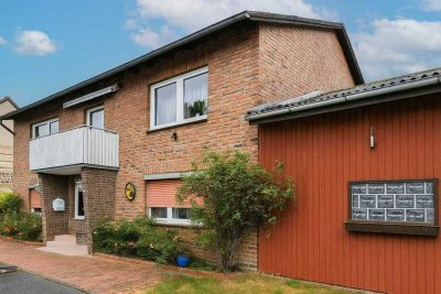 Familienfreundliches Ein-/Zweifamilienhaus mit effizienter Nahwärme in Wahrenholz