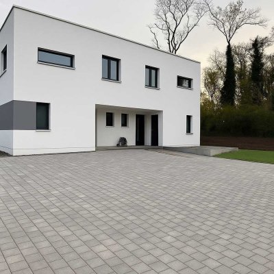 Erstbezug! Hochwertige 3-Zimmer-Neubauwohnung mit großem Balkon und Einbauküche