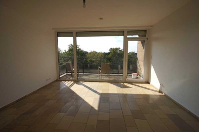 Helle 2-Zimmerwohnung mit Balkon in beliebter Lage von Krefeld Bockum-frisch renoviert