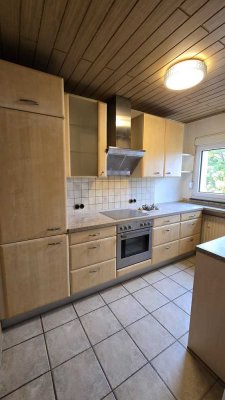 Moderne 3-Zimmer-Wohnung mit Balkon und renoviertem Badezimmer im 2. OG in Wolfenbüttel