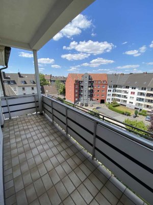 �⭐Altbauwohnung mit 3,5-4 Zimmern, Balkon, Gartenmitbenutzung, Wohnküche, Badewanne & Dusche�⭐