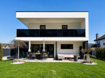 FAMILIENTRAUM: Exklusives Einfamilienhaus mit Doppelcarport und E-Ladestation - KLIMATISIERT