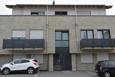 Exklusive, barrierefreie Wohnung mit Terrasse und 2 kostenlosen Stellplätzen (provisionsfrei)