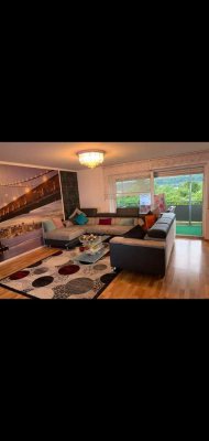 Freundliche 4,5-Zimmer-Wohnung mit Balkon in Göppingen