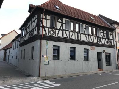 Historisches Fachwerkhaus im Herzen von Großkarlbach