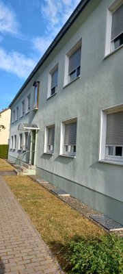 Renovierte 3-Raum-Erdgeschosswohnung mit Gartenteil