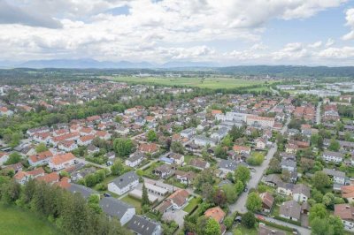 Stilvolle 2-Raum-Wohnung mit Balkon und Einbauküche in Wolfratshausen
