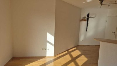 Attraktive 2-Zimmer-Wohnung mit EBK und Balkon in Mülheim-Styrum