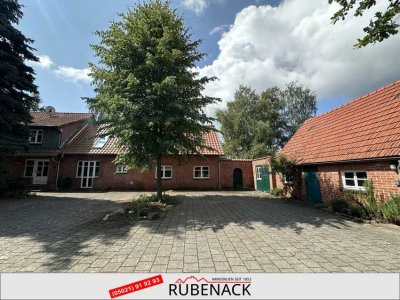 Kleine Hofstelle mit gemütlichem Landhaus, Werkstatt, Scheune auf großem Grundstück