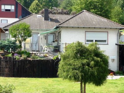 Einfamilienhaus mit Einliegerwohnung in traumhafter Naturlage Nähe Montabaur von Privat zu verkaufen