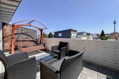 Modernes Wohnglück auf drei Etagen - großzügiges Reihenhaus mit Garten, Studio und Dachterrasse