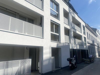 ERSTBEZUG 2 Zimmer Wohnung mit Terrasse und Garten - Ordination