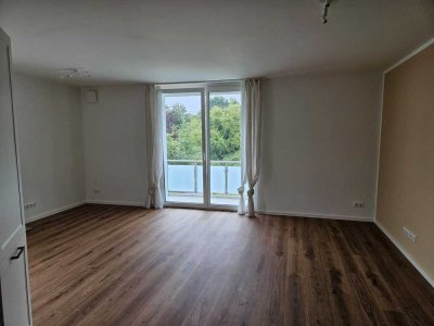 NEUBAU Erstbezug 3-Zimmer-Wohnung mit Blick ins Grüne