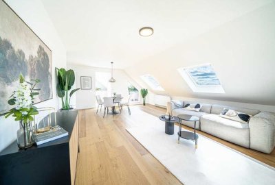 ab 1.6. zentrale gelegene & renovierte 3 Zimmer DG Wohnung mit Echtholzparkett und Blick aufs Grüne