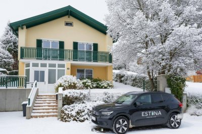 Gepflegtes Haus mit großem Garten, Panorama und Gartenhaus