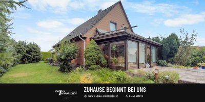 Wohnen im Alten Land: Charmantes Zuhause mit Wintergarten und Gartenidylle.
