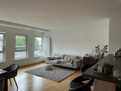 Moderne 2-Zimmer-Wohnung mit offener Küche in Günzburg