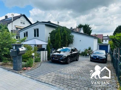 Großzügiges Zweifamilienhaus mit 284 m² Wohnfläche