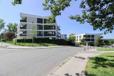 Exklusive 4- Zimmer-Wohnung mit 40m² großer Südterrasse u. Tiefgaragenstellplatz in Chemnitz Hutholz
