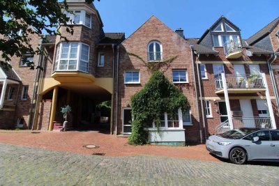 Helle Maisonette-Eigentumswohnung mit Balkon im Zentrum von Übach- Baujahr 1998