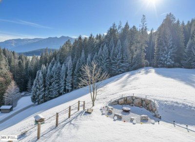 Kitzbühel: Schöne, neuwertige Mietwohnung mit großer Sonnenterrasse in absoluter Natur-Ruhelage