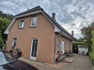 Blick in den Tangstedter Forst! Modernes EFH + Vollkeller in beliebter Lage v.  Wilst.-Siedl.